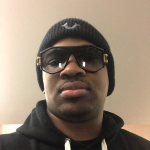 Meet your Posher, Mark